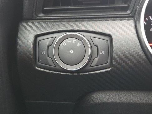 Used 2019 Ford Mustang Coupe image 21