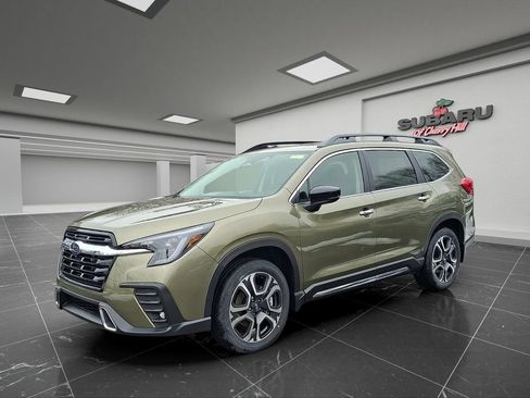 Used 2026 Subaru Ascent Touring AWD/4WD image 2