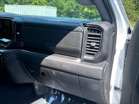 Used 2025 Chevrolet Silverado 2500 LT w/ Z71 Chrome Sport Edition AWD/4WD image 14