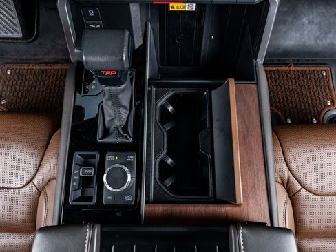 Used 2024 Toyota Tundra 1794 Edition image 27