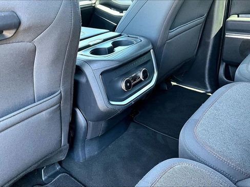 Used 2025 Ford Expedition Active AWD/4WD image 11