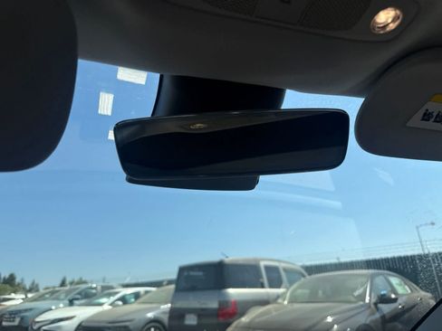 Used 2018 Tesla Model 3 Mid Range RWD image 22