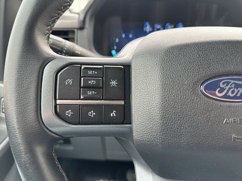 Used 2025 Ford F150 XLT w/ Equipment Group 301A Standard AWD/4WD image 19