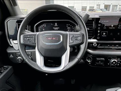 Used 2026 GMC Sierra 1500 SLT AWD/4WD image 6