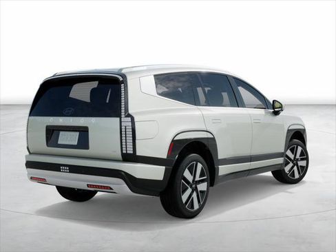 New 2026 Hyundai Ioniq 9 SEL w/ Tow & Go Package image 4