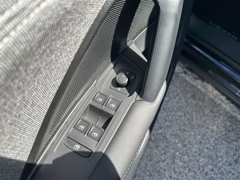 New 2026 Volkswagen Tiguan S AWD/4WD image 11