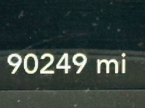 Used 2018 Chrysler Pacifica Touring Plus w/ Tire & Wheel Group image 7