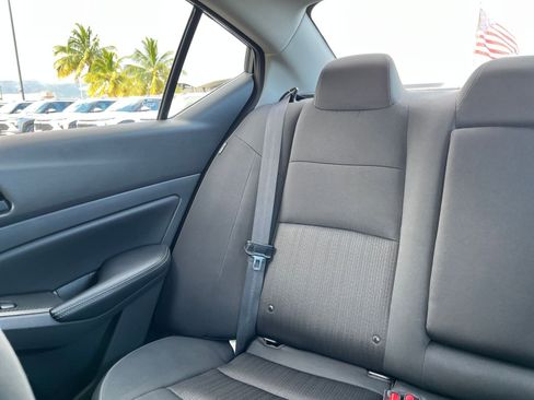 Used 2025 Nissan Altima 2.5 SV FWD image 39
