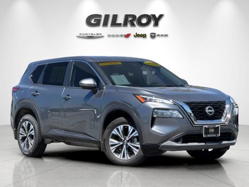 Used 2023 Nissan Rogue SV FWD image 2