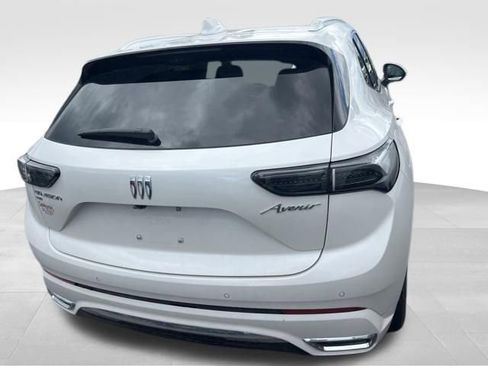 Used 2025 Buick Envision Avenir AWD/4WD image 11