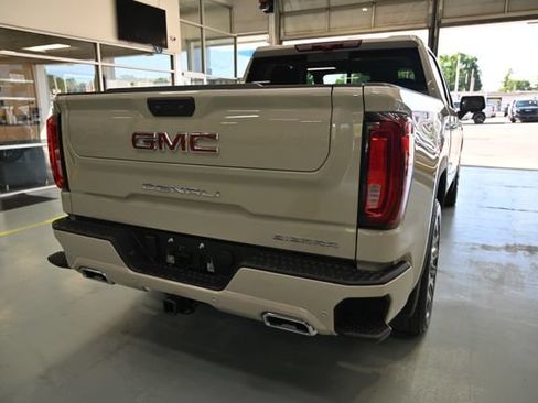 New 2026 GMC Sierra 1500 Denali AWD/4WD image 6
