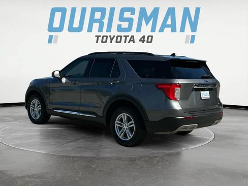 Used 2022 Ford Explorer XLT w/ Equipment Group 202A AWD/4WD image 5