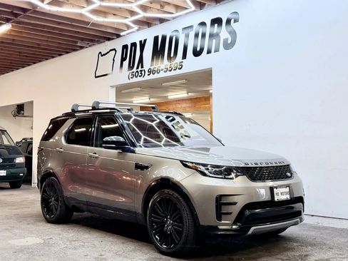 Used 2020 Land Rover Discovery HSE Luxury image 1