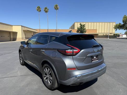 Used 2019 Nissan Murano S FWD image 5