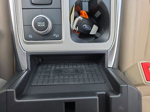 Used 2023 Ford Explorer Limited AWD/4WD image 28