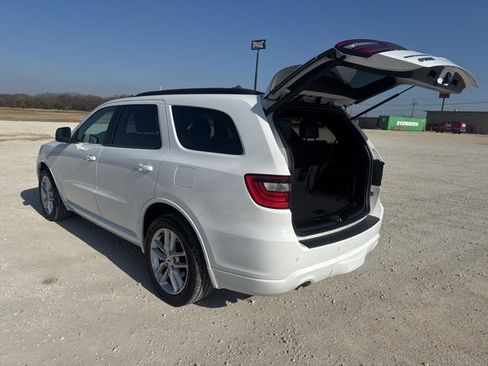 Used 2023 Dodge Durango GT image 4