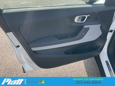 Used 2024 Polestar Polestar 2 AWD/4WD image 18