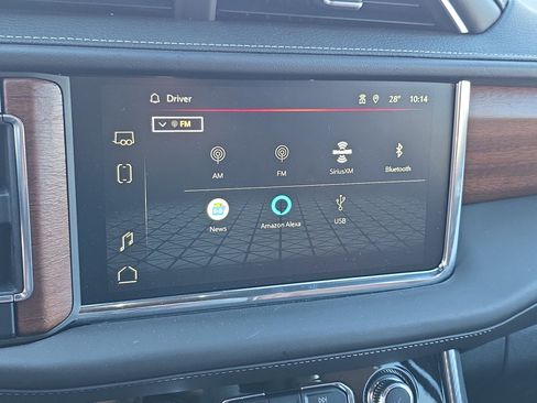 Used 2023 GMC Yukon XL Denali Ultimate image 32