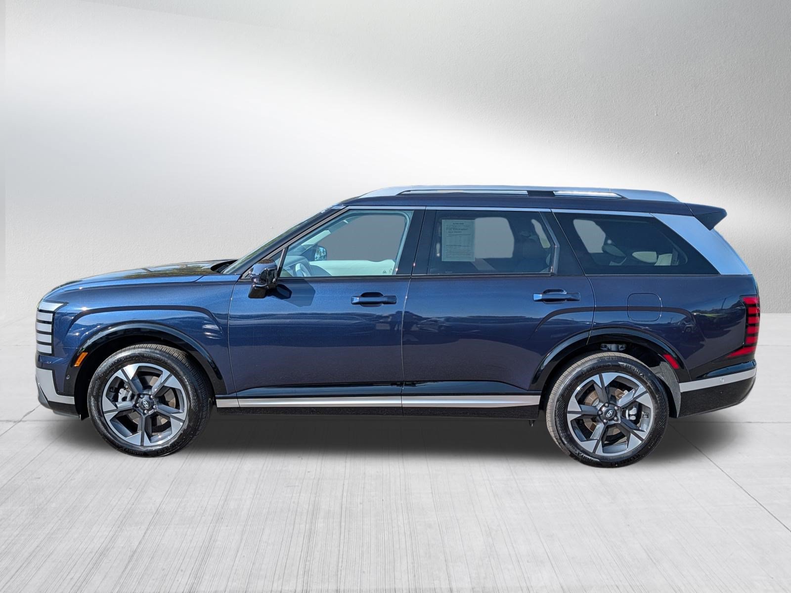 Used 2026 Hyundai Palisade Limited AWD/4WD image 4