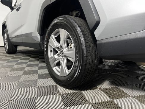 Certified 2025 Toyota RAV4 XLE FWD image 23
