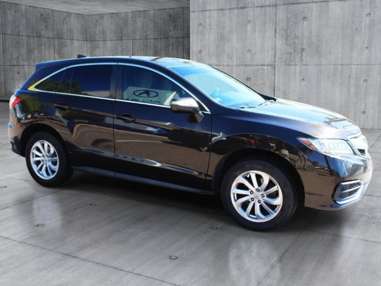 Used 2017 Acura RDX w/ Technology Package FWD image 7