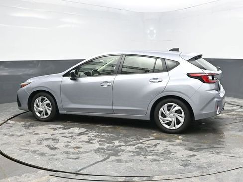 Used 2025 Subaru Impreza 2.0i image 4