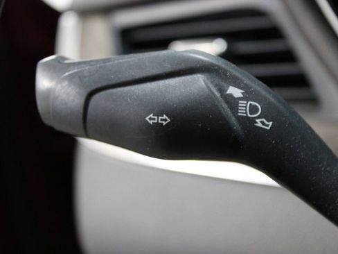 Used 2018 Lincoln MKC Reserve w/ Lincoln MKC Climate Package image 28