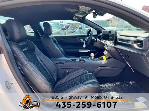 New 2025 Ford Mustang GT Premium w/ GT Performance Package RWD image 31
