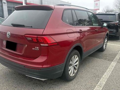 Used 2018 Volkswagen Tiguan S image 4