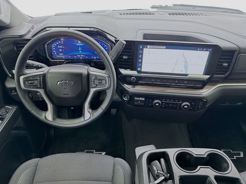Used 2025 Chevrolet Silverado 1500 RST image 14