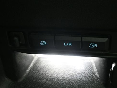 Used 2023 Ford Explorer Timberline w/ Timberline Technology Package AWD/4WD image 15