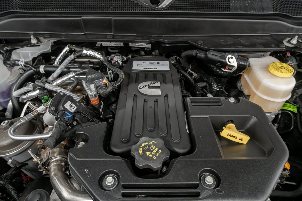 New 2027 RAM 3500 Big Horn AWD/4WD image 4
