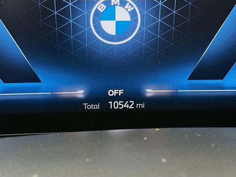 Used 2025 BMW X5 xDrive40i w/ Premium Package image 16