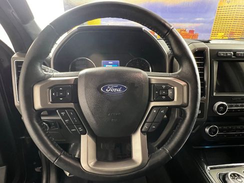 Used 2021 Ford Expedition XLT image 14