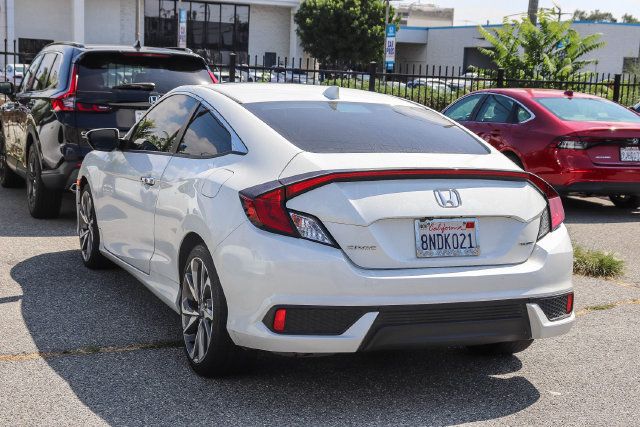 Used 2019 Honda Civic Touring image 11
