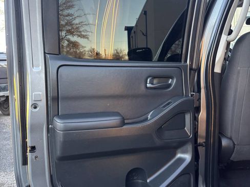 Used 2022 Nissan Frontier S w/ Technology Package image 22