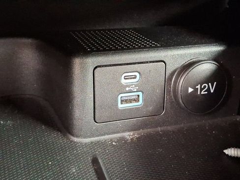 Used 2022 Ford Escape SE w/ Convenience Package image 25