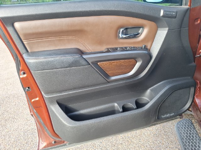 Used 2017 Nissan Titan Platinum Reserve RWD image 10