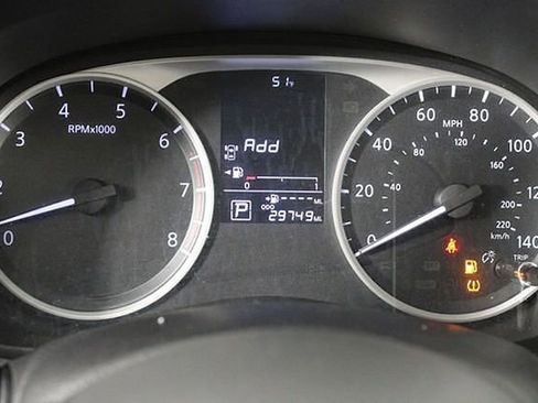 Used 2021 Nissan Versa S image 24