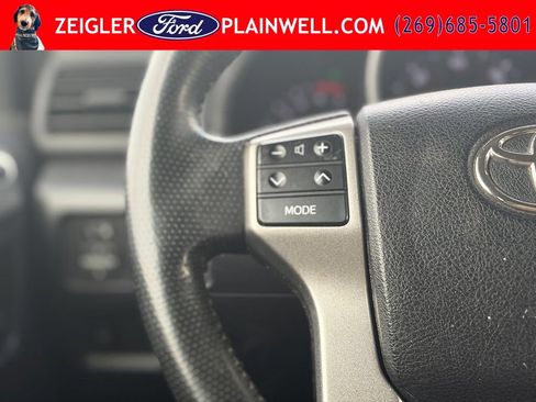 Used 2012 Toyota 4Runner Limited AWD/4WD image 21