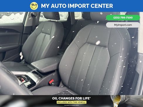 Used 2025 Audi Q5 2.0T Premium w/ Convenience Package image 7