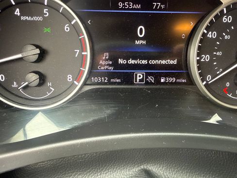 Used 2025 Nissan Sentra SR FWD image 13