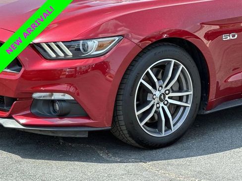 Used 2015 Ford Mustang GT Premium RWD image 5