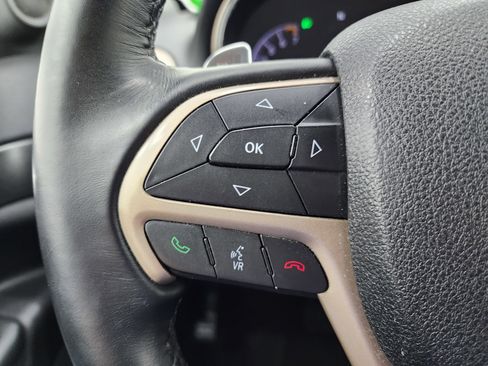 Used 2017 Jeep Grand Cherokee Laredo w/ Quick Order Package 23E image 17