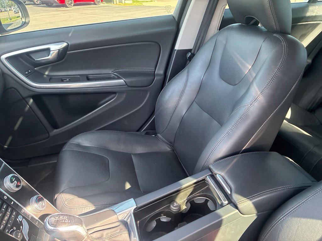 Used 2016 Volvo S60 T5 Premier FWD image 11