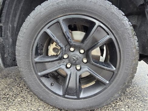 Used 2023 RAM 1500 Big Horn AWD/4WD image 18