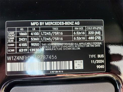 New 2025 Mercedes-Benz Sprinter 2500 image 24