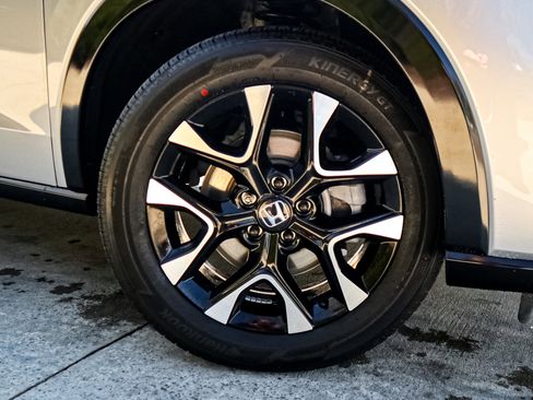 Certified 2026 Honda HR-V EX-L image 13