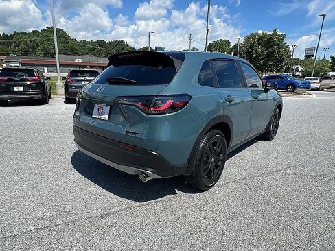 New 2027 Honda HR-V Sport image 4