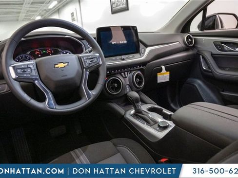 New 2025 Chevrolet Blazer LT w/ Convenience Package image 24